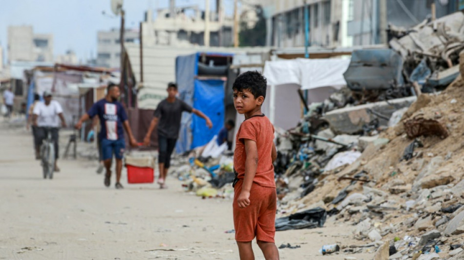 Gaza: le Hamas accuse Israël d'un raid meurtrier sur une école, violences à la frontière libanaise 