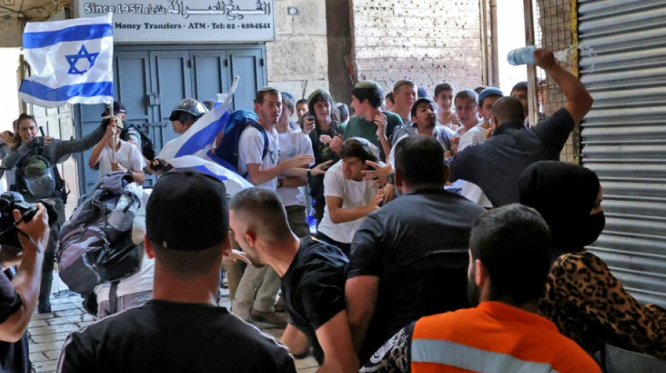 Tensions à Jérusalem pour la "marche des drapeaux" 