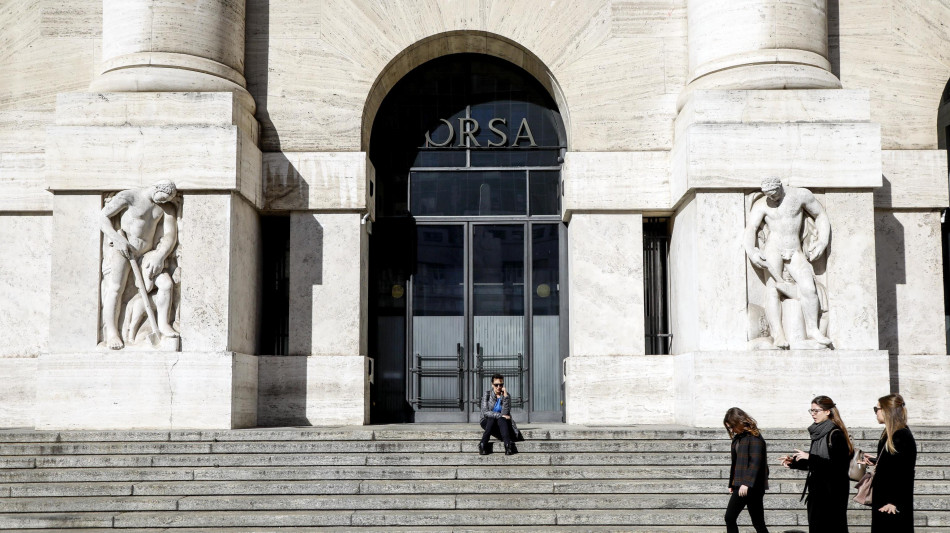 Borsa: Milano apre in lieve rialzo, +0,13%