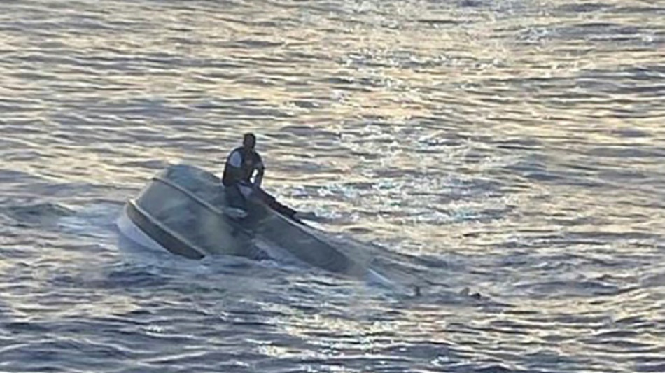 Desaparecen 39 personas tras volcar un barco en las costas de Florida