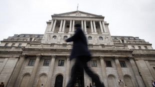 Bank of England lascia invariati i tassi in Gb al 4,75%