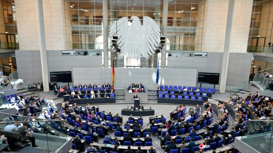 Bundestag debattiert über Lauterbachs Reformplan für Krankenhäuser