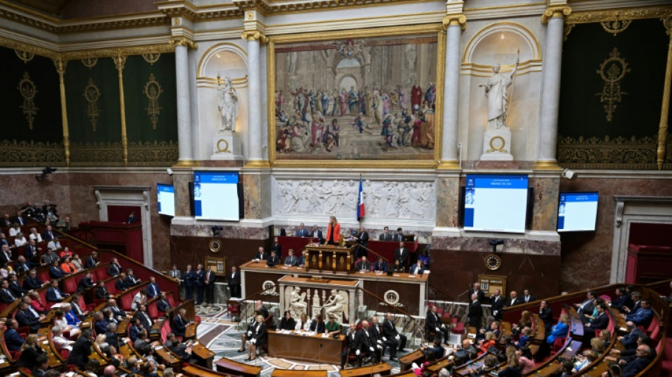 Una votación polémica en el Parlamento francés suscita acusaciones de fraude