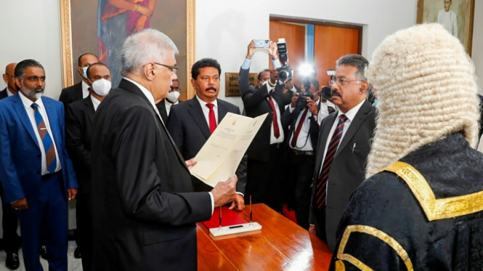 Sri Lanka : le président Wickremesinghe investi, en quête d'un gouvernement