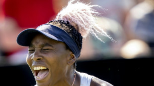 Em sua volta às quadras, Venus Williams é eliminada pela adolescente Celine Naef no Libema Open