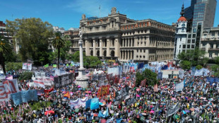 Principal central obrera de Argentina irá a paro general contra Milei