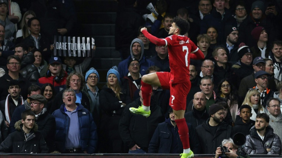 Liverpool empata com Fulham e vai enfrentar Chelsea na final da Copa da Liga Inglesa