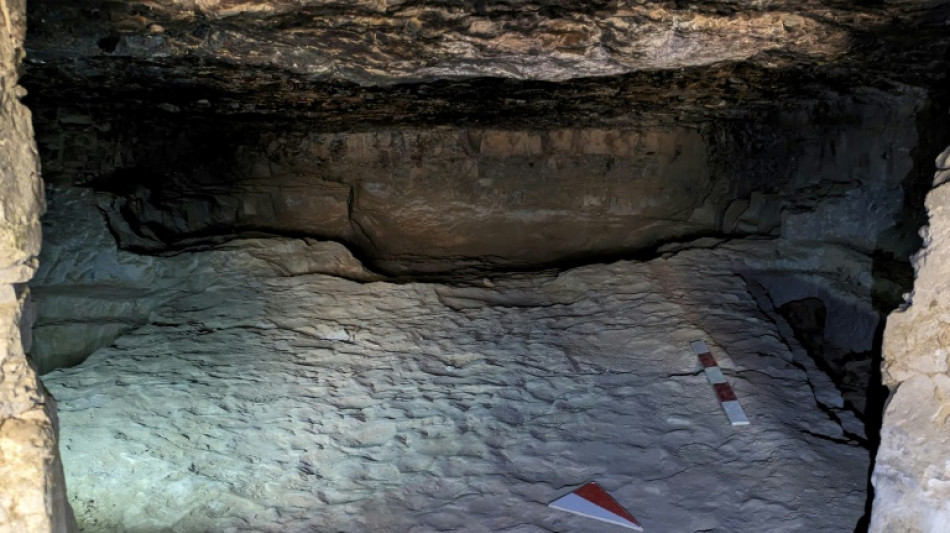 Egipto anuncia el descubrimiento de 33 tumbas antiguas cerca de Asuán