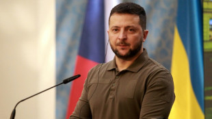 Zelensky se reúne com Erdogan após obter bombas de fragmentação dos EUA