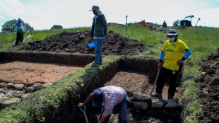 Descubren en Perú tumba de sacerdote de 3.000 años de antigüedad