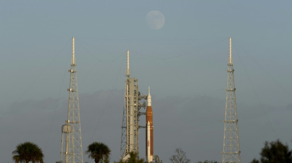 Hurricane causes only minor damage to Artemis rocket