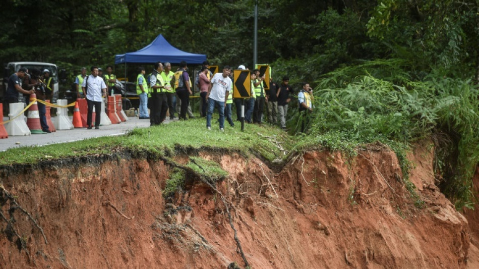 Malaysia landslide death toll rises to 21