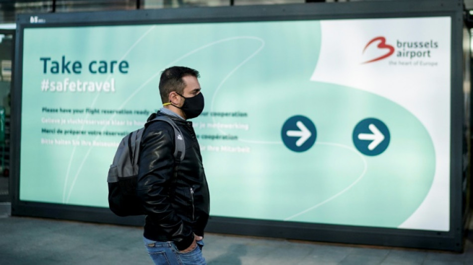 UE: plus d'obligation de masques dans les aéroports et avions à partir de lundi