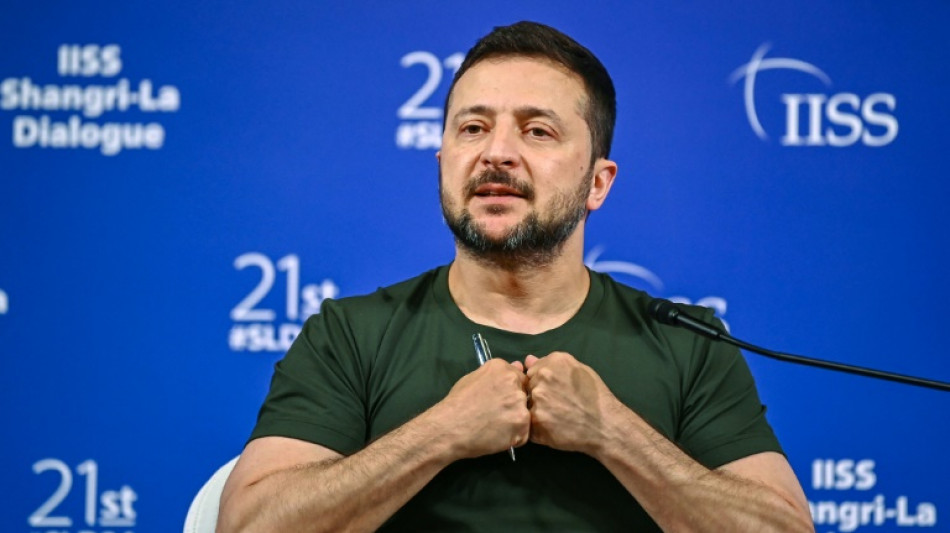 Zelensky acusa China de 'impedir' outros países de participarem da cúpula da paz sobre a Ucrânia