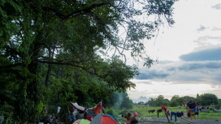 Paso Canoas, um 'inferno' para migrantes presos na fronteira Panamá-Costa Rica