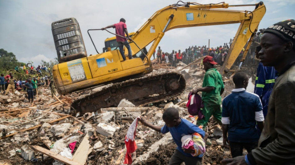 Ouganda: huit morts dont deux enfants dans l'effondrement d'une décharge