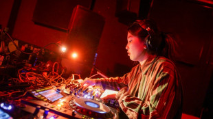 Women dance to their own beat in China's nightclubs