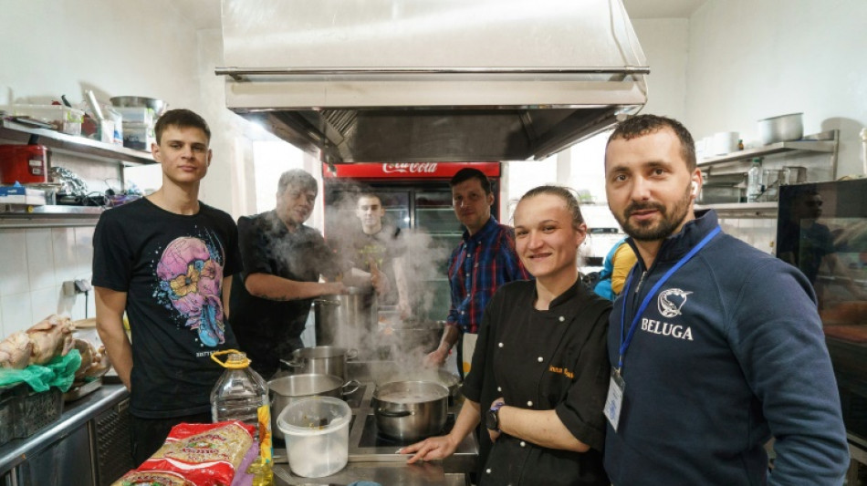 En Ukraine, un restaurant transformé en cuisine humanitaire pour territoires occupés