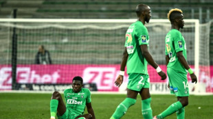 Ligue 2: à huis clos, Saint-Etienne déçoit encore