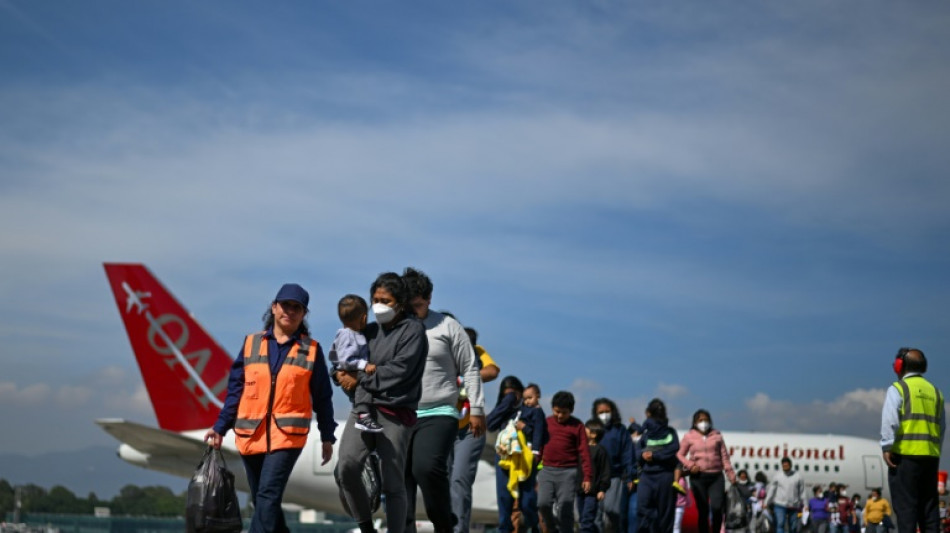 Endividados e frustrados, chegam à Guatemala primeiros deportados dos EUA em 2024