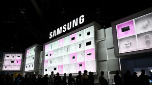 Samsung quarterly profits plunge to 8 year low on demand slump