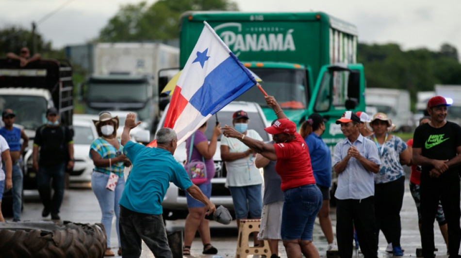 Highway blocked as Panama protests persist