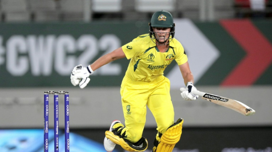 Classy Lanning leads Australia into World Cup semi-finals