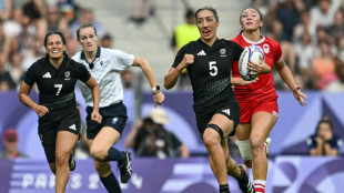New Zealand come from behind to retain Olympic sevens title
