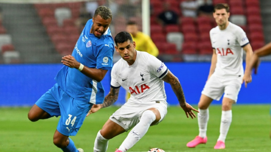 Tottenham vence amistoso en Singapur con hat-trick de Richarlison