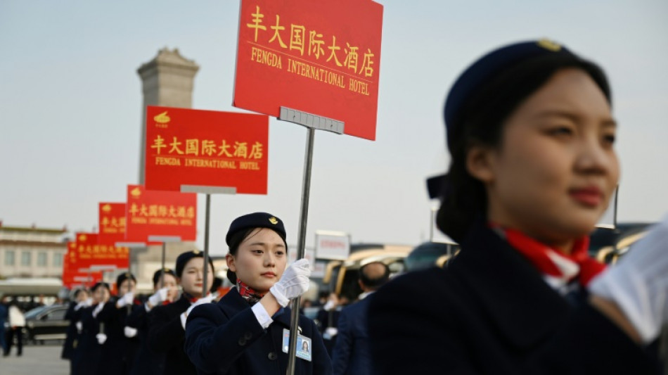 China inicia su cónclave político anual con el crecimiento y Trump como protagonistas