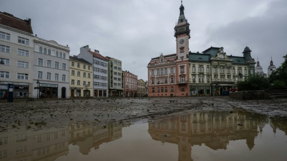 Un lundi plein de boue et de désespoir pour une ville tchèque inondée