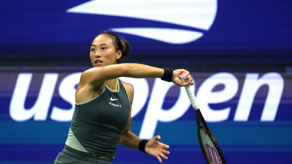 Zheng derrota Vekic em partida que terminou de madrugada e avança às quartas de final do US Open