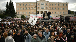 Masiva movilización y enfrentamientos en Grecia por el segundo aniversario de mortal accidente ferroviario