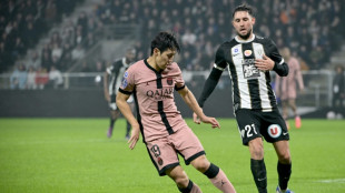 Lee, Barcola star as PSG stay six points clear of Monaco in Ligue 1