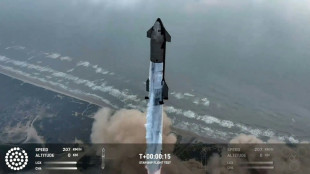 Foguete Starship da SpaceX pousa pela 1ª vez em quarto voo de teste
