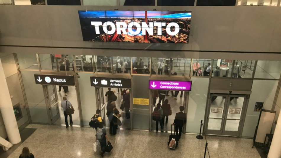 Police investigating $20mn gold heist at Toronto airport