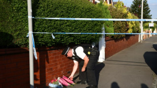 Estallan choques tras muerte de tercera niña en ataque en Reino Unido
