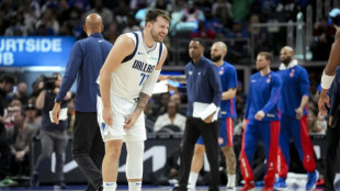 Doncic anota un triple-doble récord en la NBA en triunfo de Dallas