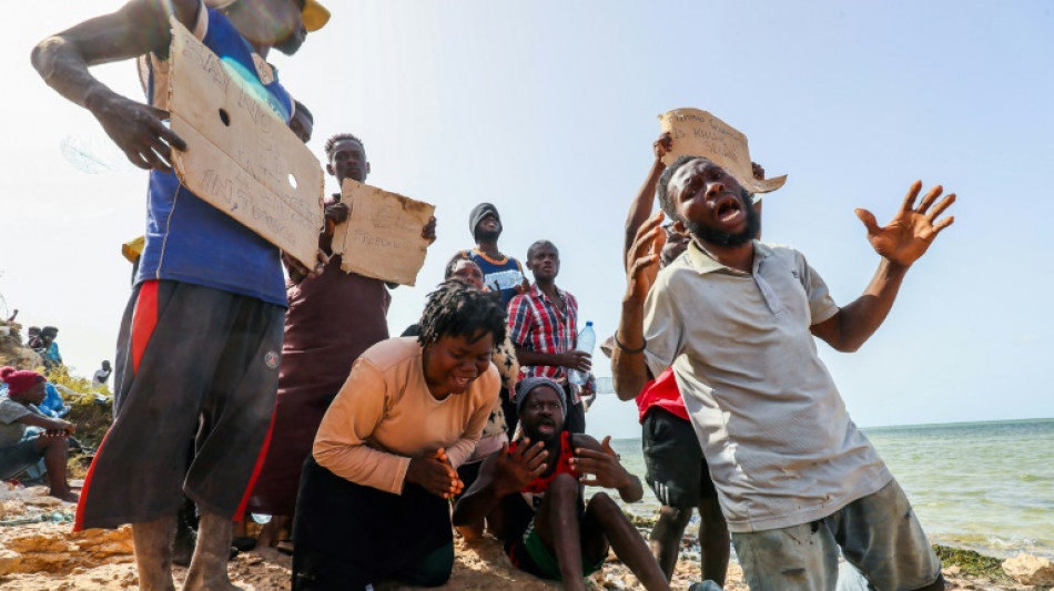 "No somos animales", dicen migrantes abandonados entre Túnez y Libia