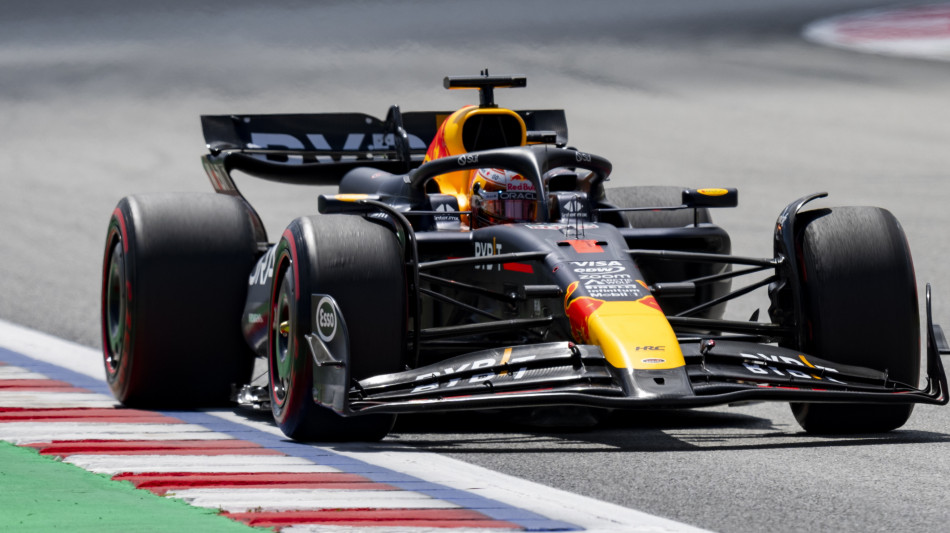 F1: Verstappen vince in Spagna, Leclerc quinto e Sainz sesto