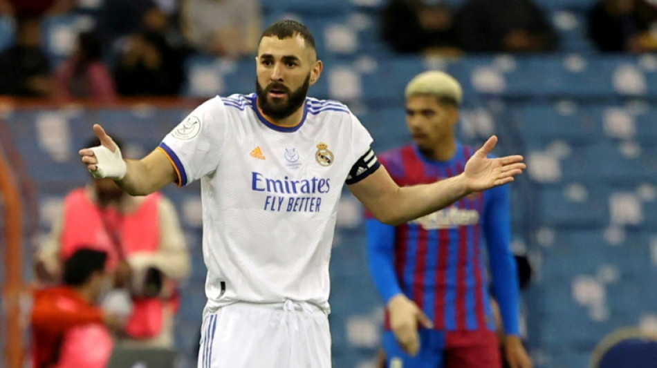 Embargan 230.000 euros a Benzema en Francia en el caso del chantaje a Valbuena