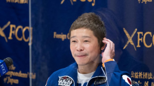 Le milliardaire japonais Maezawa dévoile son équipage d'artistes pour un voyage autour de la Lune