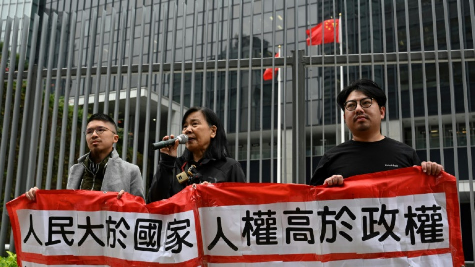 Ativistas protestam em Hong Kong contra nova lei de segurança nacional