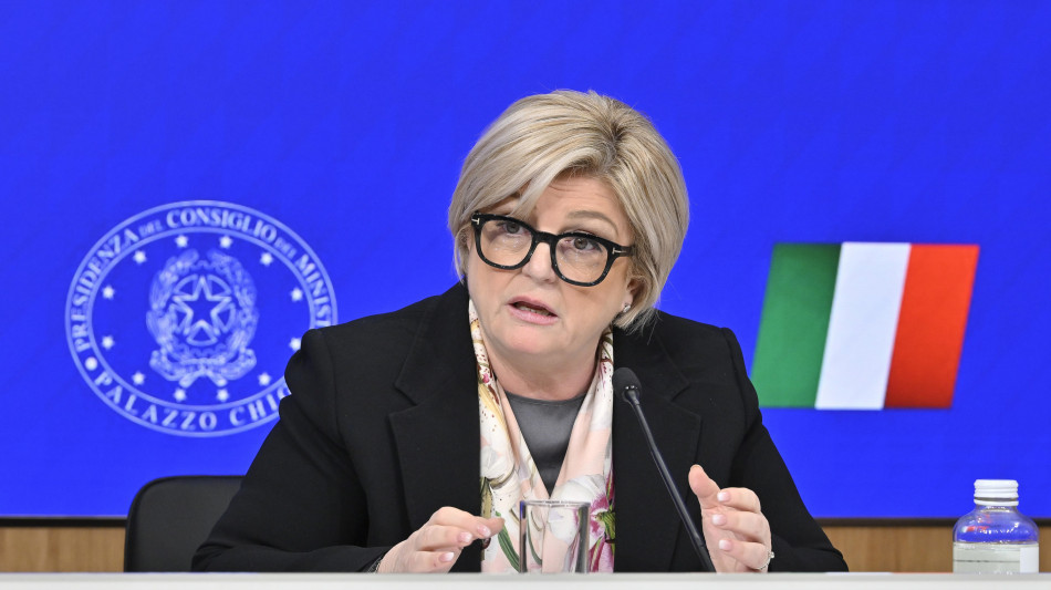 Calderone, 'nel decreto 2,8 miliardi per i bonus lavoro'