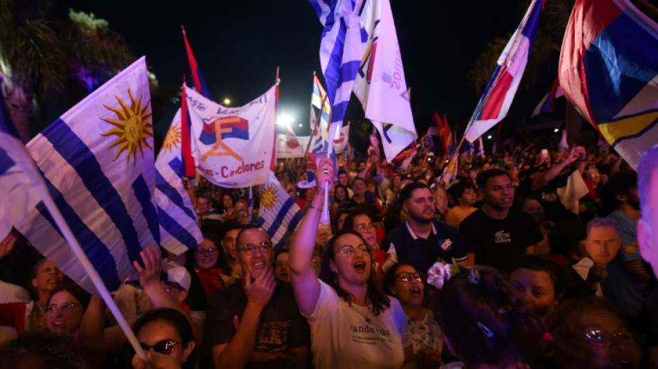 Candidatos encerram campanha presidencial antes do 2º turno no Uruguai