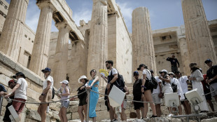 Grecia: acropoli di Atene oggi chiusa nelle ore più calde