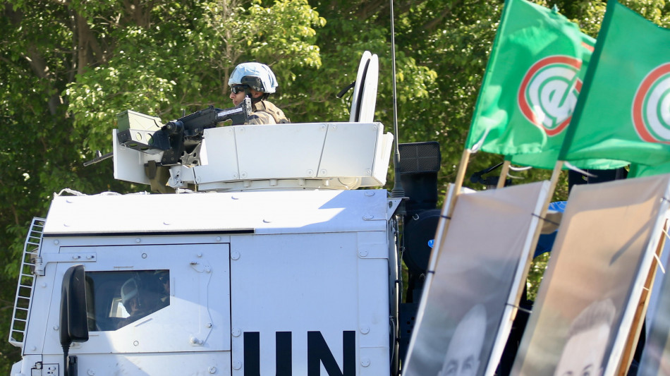 Otto razzi colpiscono base italiana Unifil, nessun ferito