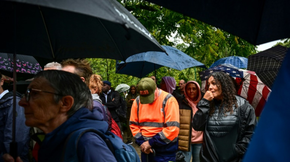 Colère et tristesse lors des hommages à l'employé municipal tué à Grenoble