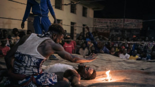 La "lucha libre fetichista" rompe tabúes en RD Congo