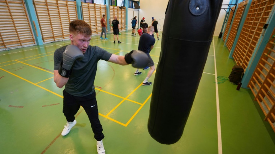 Boxing club helps fight Greenland's suicide scourge